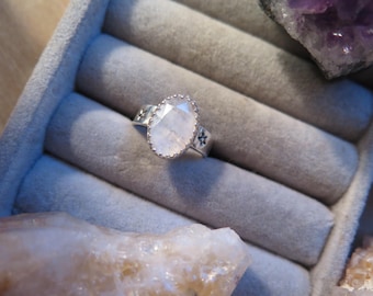 Rainbow Moonstone silver ring|US 7|Gift for her|Mystic gemstone|June birthstone|Stars and moon ring band|Silver moonstone ring|Celestial