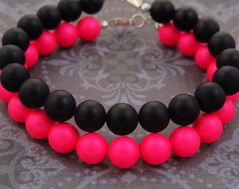Black Onyx & Swarovski neon pink Pearl bracelet set|Hot pink bracelets|Bright jewelry|Girlfriend gift|Bracelet combo|Fluorescent|80s style