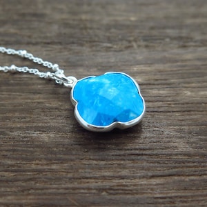 Harz türkis blau Kreuz Anhänger|Sterling Silber Kette|Geschenkidee Halskette|Equal Kreuz|Geschenk für sie|Taufe|Blauer Schmuck|Religiöses Symbol