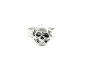Men's skull sterling silver ring|Thick band gothic ring|Human skull ring for him|Rustic biker dark ring|Punk|Memento mori|Occult jewelry