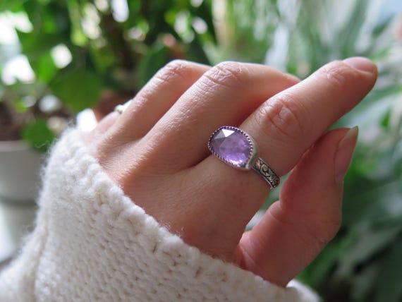Amethyst silver ring|Genuine rectangular side Amethyst silver ring|Rosecut sparkling Amethyst ring|Light purple stone|Aquarius birthstone