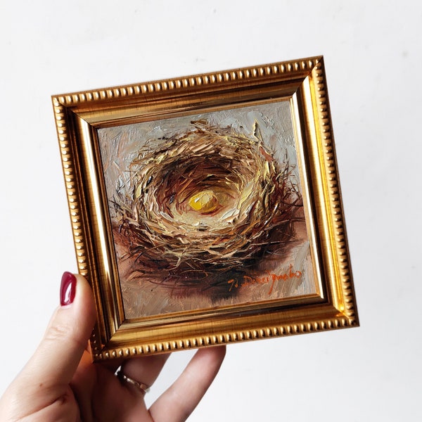 Nid peinture à l’huile originale 4x4 dans le cadre, Oeuf d’oiseau d’or unique miniature peinture à l’huile art mural encadré, Petite peinture Cadeau de la Saint-Valentin