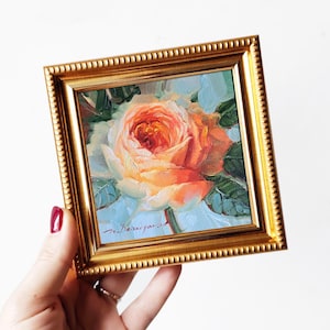 Pintura de rosa original, arte naranja 4x4, pequeña pintura al óleo, flores vibrantes, arte en miniatura, decoración de pared, regalo de cumpleaños, arte de pared de rosas