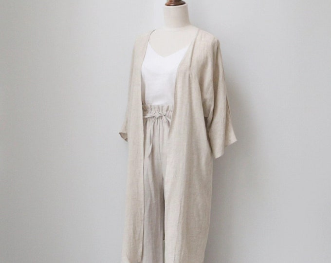 Langer Leinen Kimono-Mantel, natürliche Farbe des Leinens, Outfit im japanischen Stil mit kundenspezifischen Größen erhältlich, Homewear