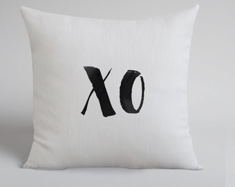 XO Handmade White Linen Throw Pillow Covers, XO Hand Drawn Pillows, Linen XO Throw Cushion Covers, Natural Linen Cushion Covers