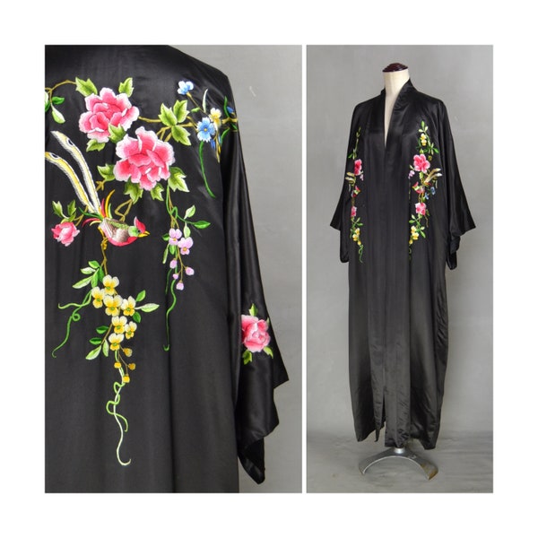 Vintage dressing gown, Black Oriental house coat with floral / bird embroidery, Chinese Kimono style dressing robe, Black silk / Rayon gown