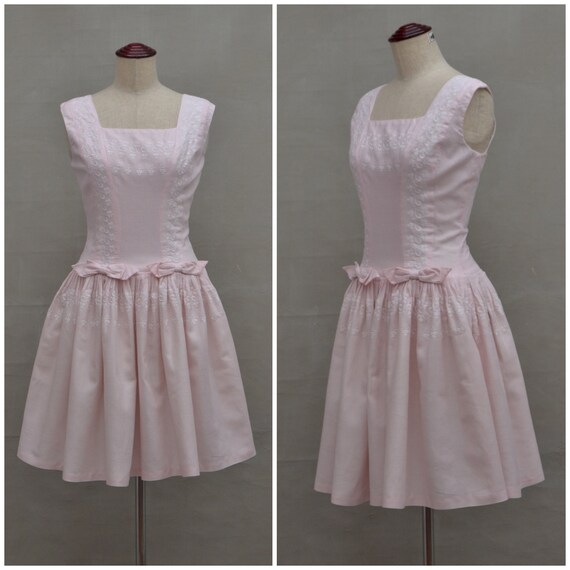 Vintage dress, 1950's / 1960's dress, Pretty pale… - image 4