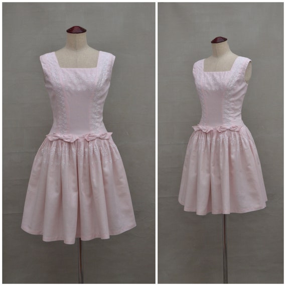 Vintage dress, 1950's / 1960's dress, Pretty pale… - image 2