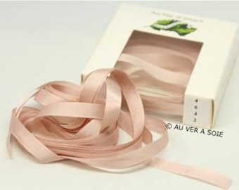 silk ribbon 4642 with silkworm