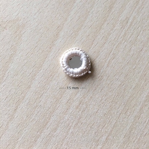 Shisha mirror to sew disc size 1.5 cm ecru outline