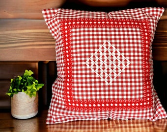 Swiss embroidery kit Traditional cushion in red in PDF format