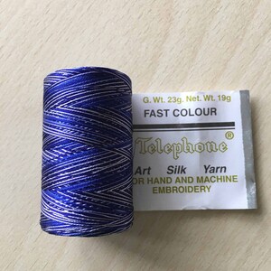 rayon/artificial silk thread 543 royal blue white