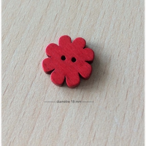 pretty little red flower shaped wooden button 18mm diameter