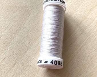 bobine de soie Gobelins blanche  4098 qualité française