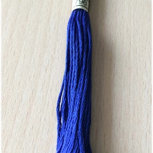 DMC mouliné 796 dark royal blue six strands