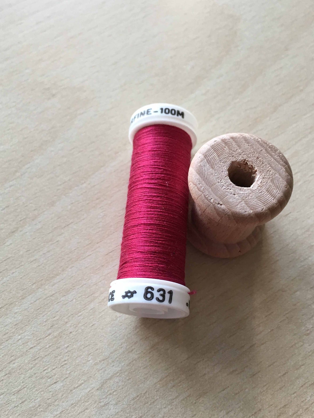 Bobine De Fil De Soie Français De 1 Mm, Bobine Française, Fil De Soie Doré, Pour Couture, Accessoires De Bricolage, Fabrication De Bijoux, Broderie, Fil Métallique Violet, 279,4 Cm (doré