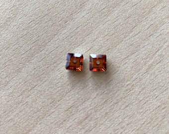 Strass en verre  forme carré   6 x 6 mm fireopal