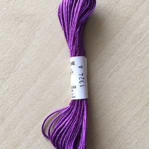 échevettes de soie d'Alger 1324A violette