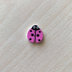 pretty little pink &quot;ladybug&quot; button size: 15 mm