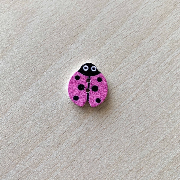 joli petit Bouton "coccinelle " rose taille: 15 mm