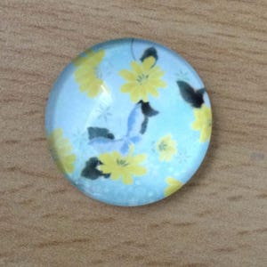 joli pendentif cabochon en verre motif liberty 02