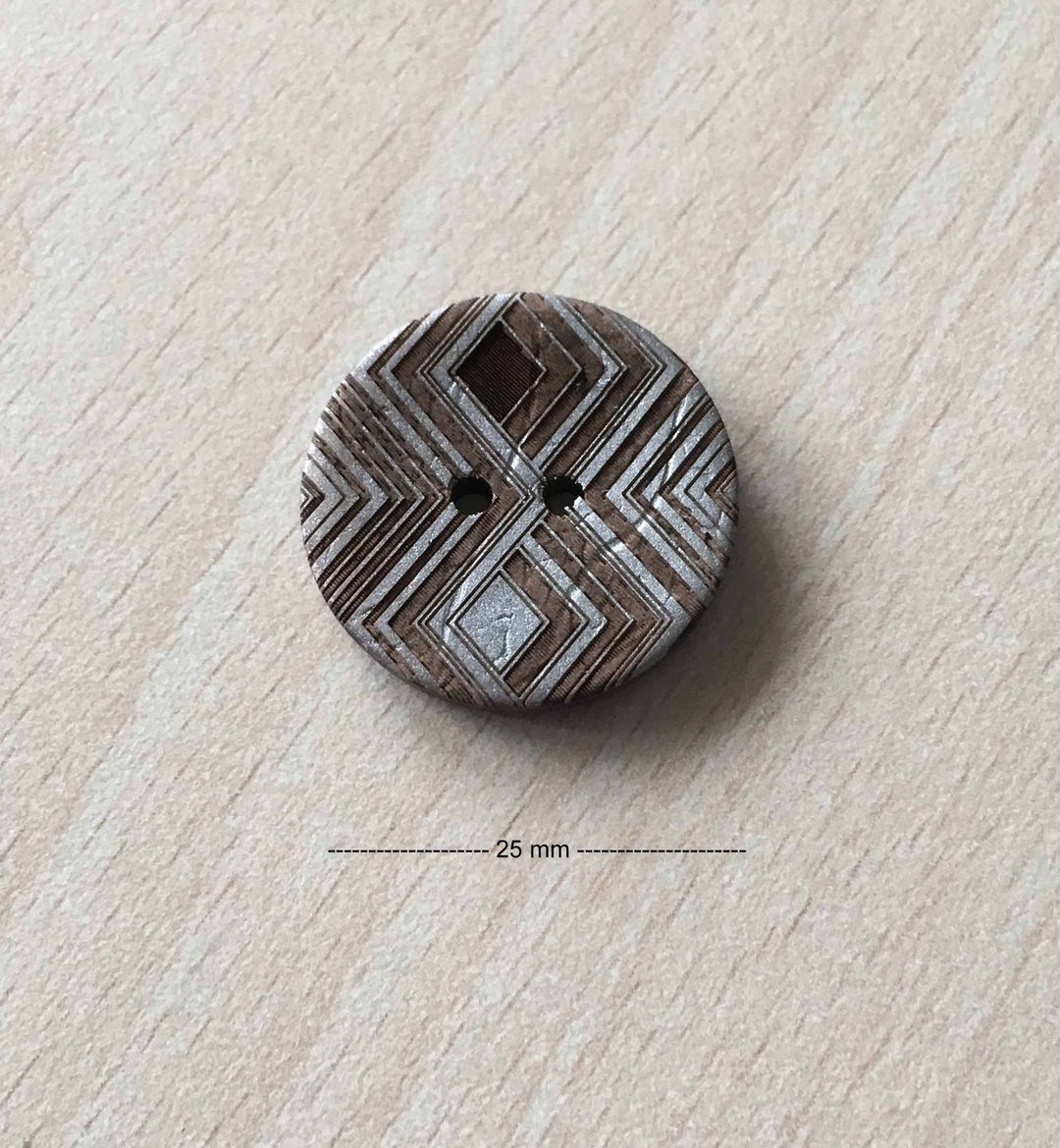 Tribe Button Pretty Little Silver Brown
