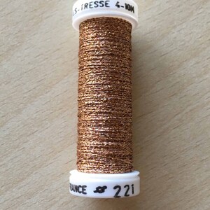 221 silkworm metallized thread spool