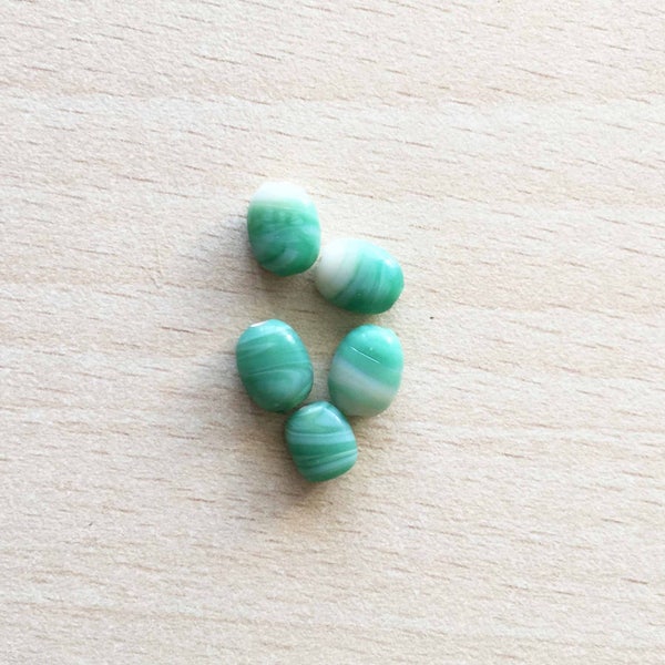 White Green natural stone 10 mm bead