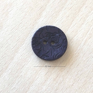 pretty little navy blue &quot;flowers&quot; button size: 22 mm