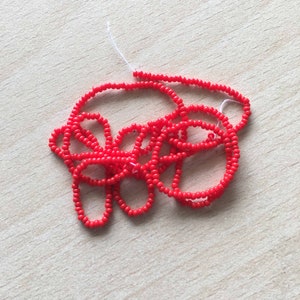 pretty little vermilion red seed bead 12/0