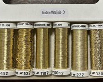 pacchetto di ricami metallici dorati