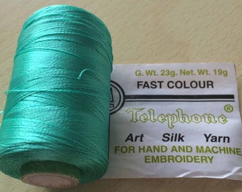 Rayon thread / artificial silk 103 light mint green