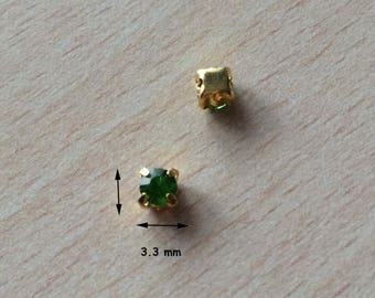 Rhinestone Swarovski cabochon "Kittens" 3.3 mm peridot