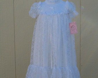 Vintage Off White Baptism Lace Gown 18M size with Matching Bonnet, Frilly Lace Dress,Retro,Traditional Long Christening Gown, All Over Lace,