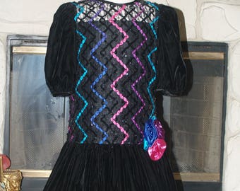 Vintage Girls Dress Classic Black Velvet & Sequins Lace Bodice,2 tiered skirt,Puffy Sleeves,Drop Waist, Art Nouveau, Size 10, Hot Pink