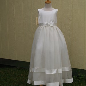 Vintage Eden Bridals Ivory flower Girl Dress Size 6 full length,Satin Bodice,Sleeveless, Organza Skirt,Pageant Gown,Communion, Satin Stripe