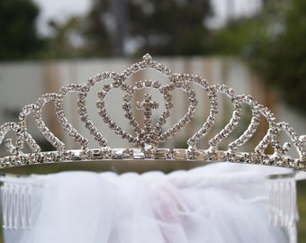 White First Communion Veil w Tiara, Silver Rhinestone Crystals Tiara w Cross, Satin Ribbon Bow, Tulle Veil, Tiara, Garland, Head Piece