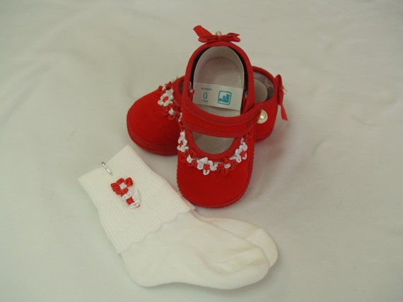 red velvet baby shoes