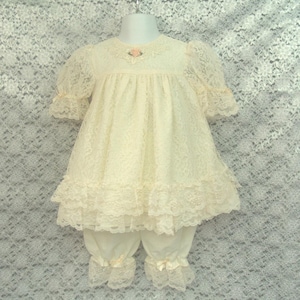 Ivory LACE dress with bloomers Vintage 90s,IVORY lace dress short sleeves and bloomers 1920&#39;s styled,toddler size ivory lace dress
