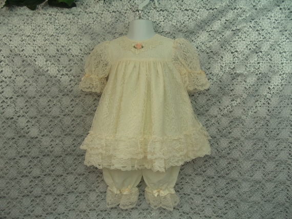 Toddlers Ivory dress with bloomers Vintage 90s