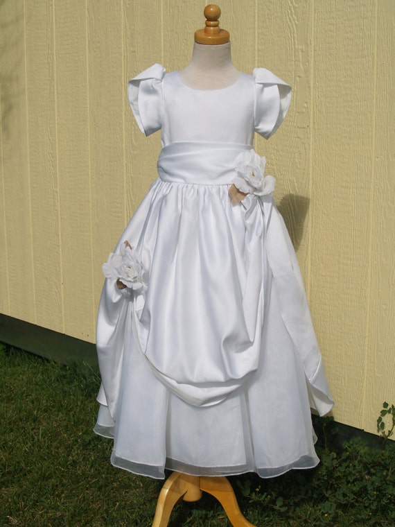 Girls White Floor Length Rose Gown Size 4, All Ove