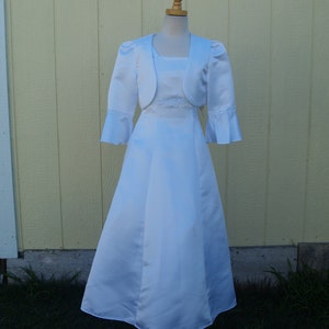 Girls First Communion Dress w Bell Sleeve bolero Jacket size 10, White Satin, Empire Waist, Adjustable, Long Floor Length, A Line,Spaghtetti