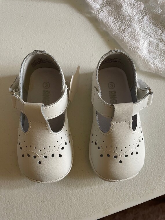 White Soft Leather Baby Shoes and toddler GIRLS, Whit… - Gem