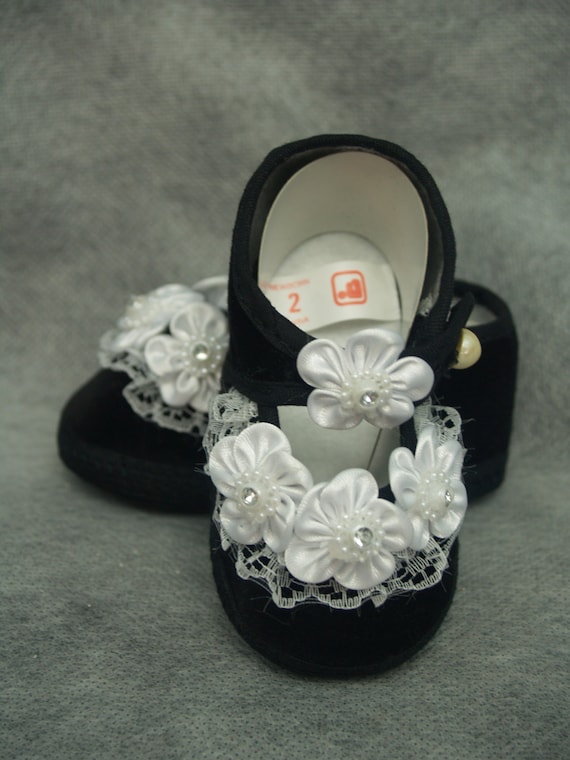 Black velvet baby shoes deals