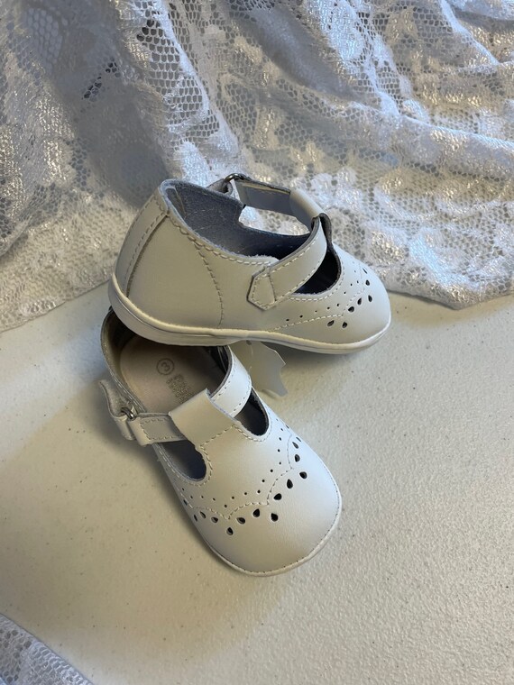 White Soft Leather Baby Shoes and toddler GIRLS, Whit… - Gem