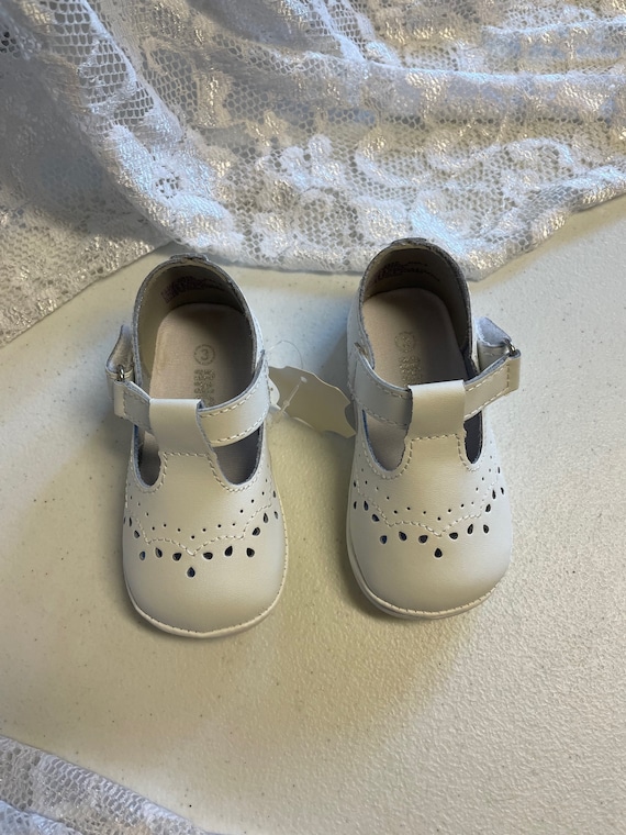 White Soft Leather Baby Shoes and toddler GIRLS, Whit… - Gem
