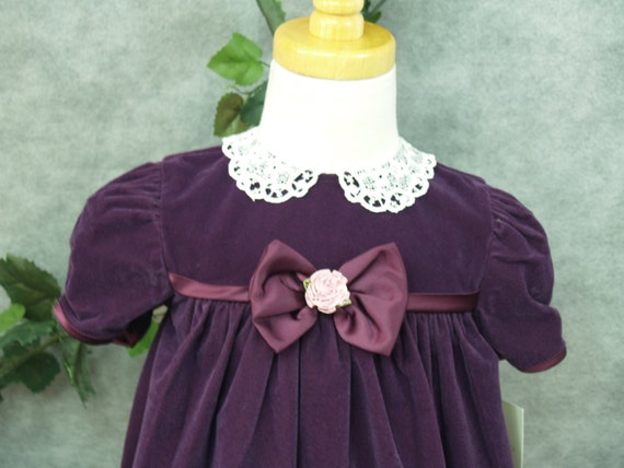 Vintage PURPLE velvet dress Size 24months with ma… - image 2