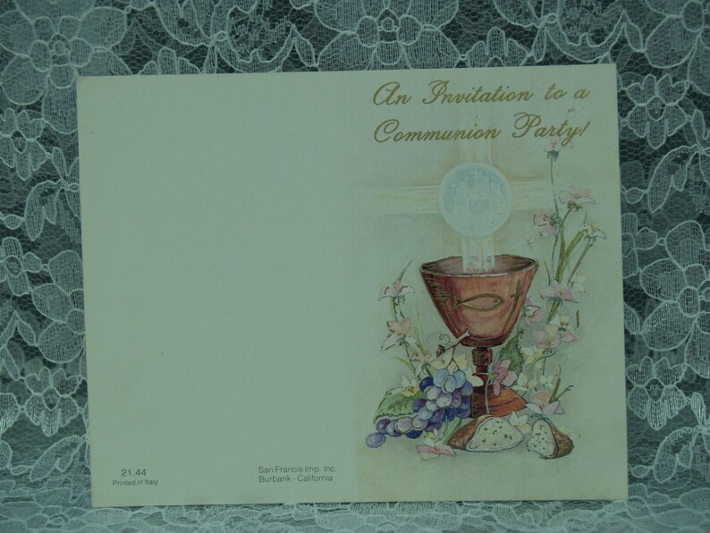 La Primera Comunión invita a un conjunto unisex en inglés de Etsy México