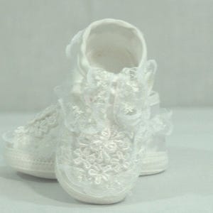 Baptism white shoes, satin girls shoes, lace, Soft Crib Shoes, Baby Booties, Christening Shoes, White Infant Shoes,Frilly, Blessing Day Wear