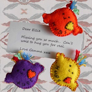 Personalized Pocket Hug: Supportive Gift, Friendship Gift, Thinking of You, Made in UK imagem 2